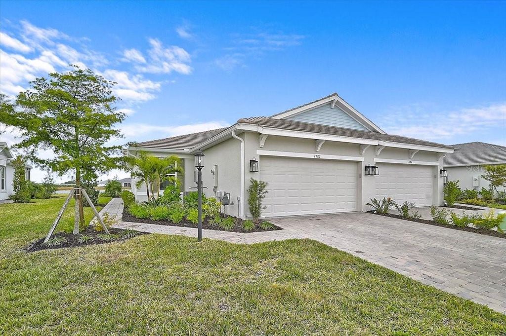 Photo of 7782 Waning Moon Way, Sarasota, FL 34241 (MLS # A4682462)