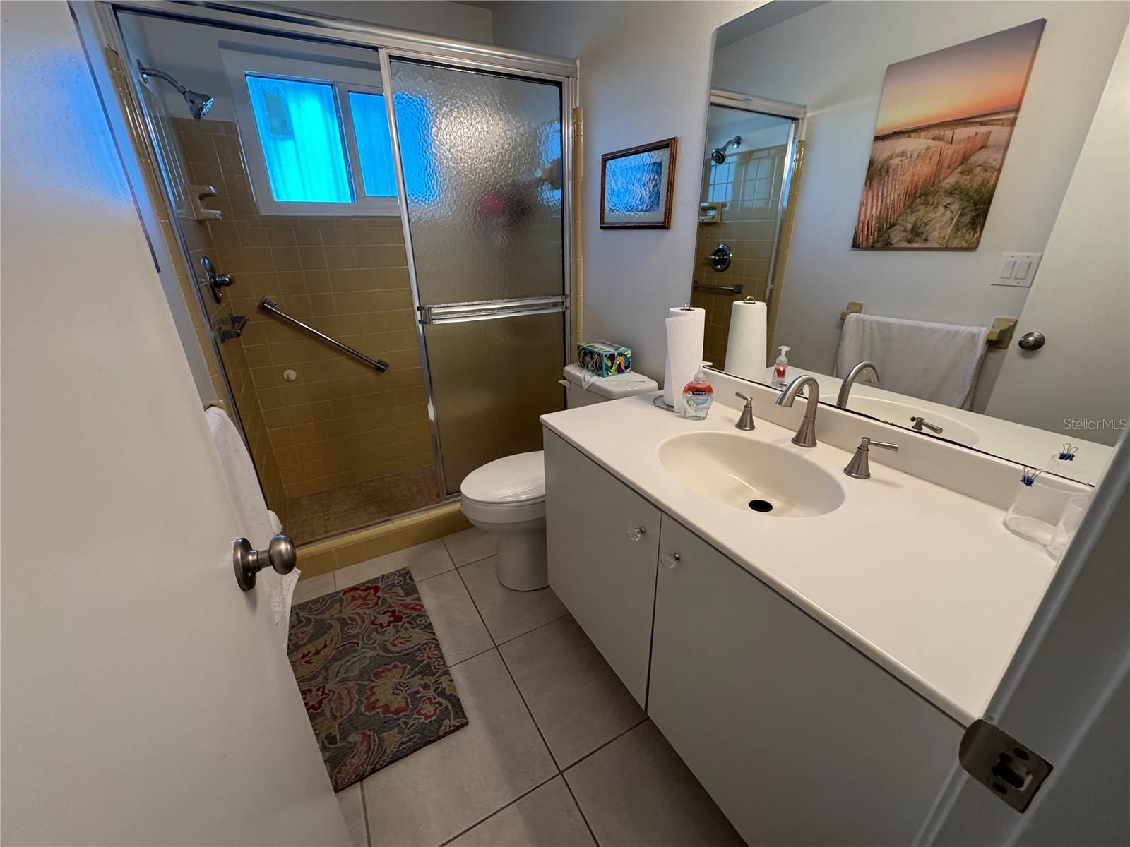 VENICE GARDENS - Residential Lease