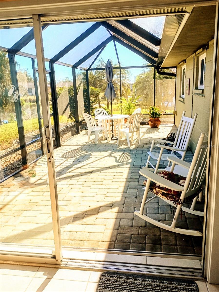 VENICE GARDENS - Residential Lease