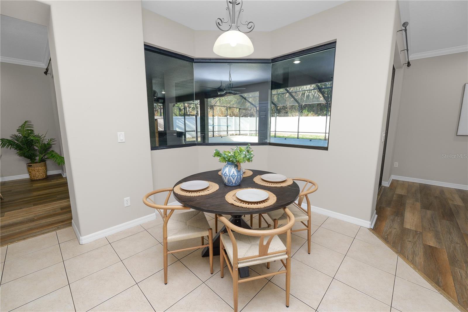 OAK LANDING - Residential