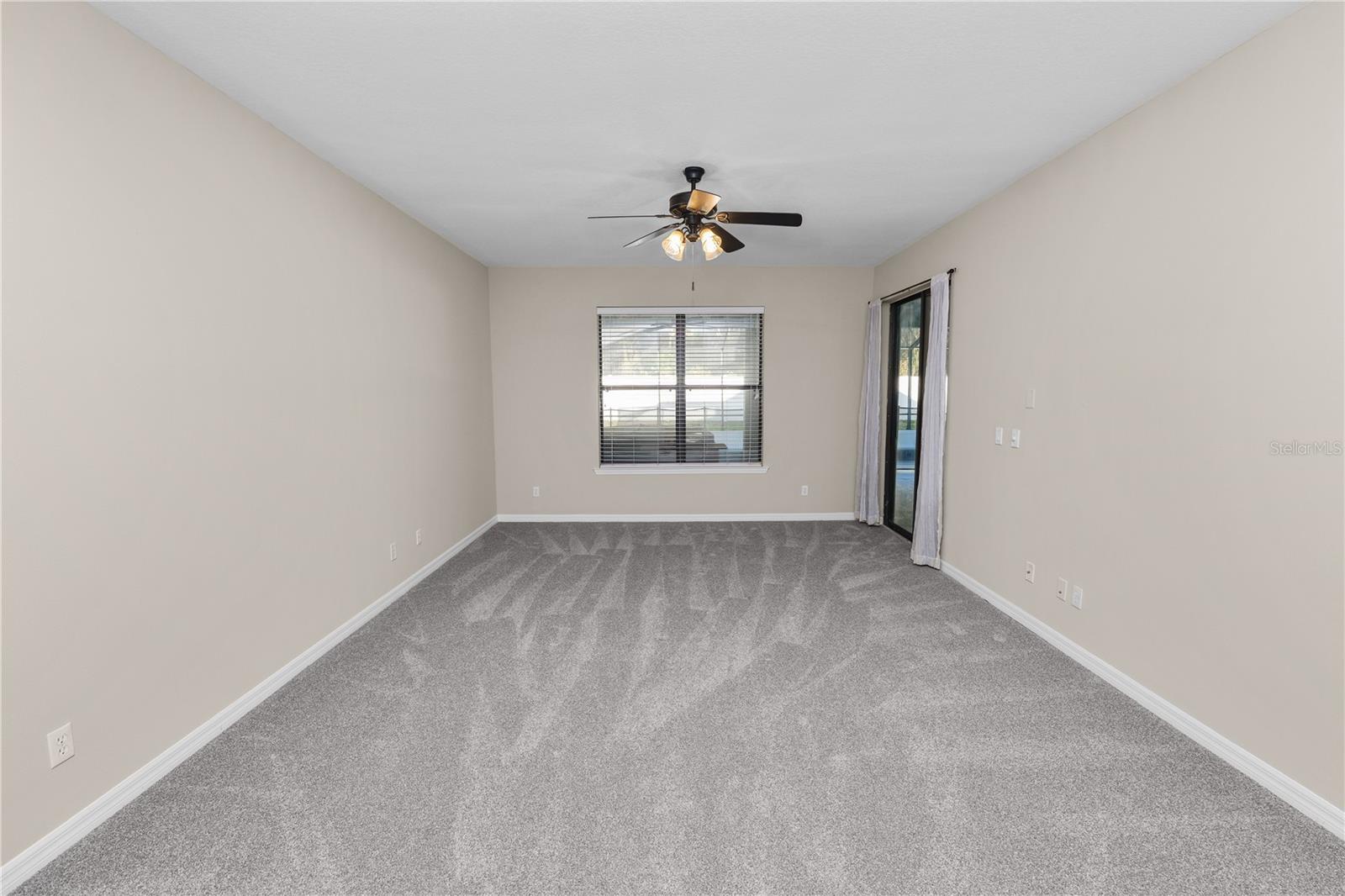 OAK LANDING - Residential