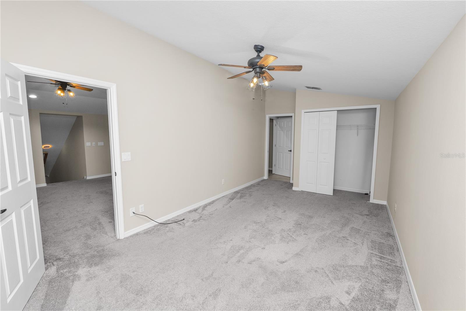 OAK LANDING - Residential