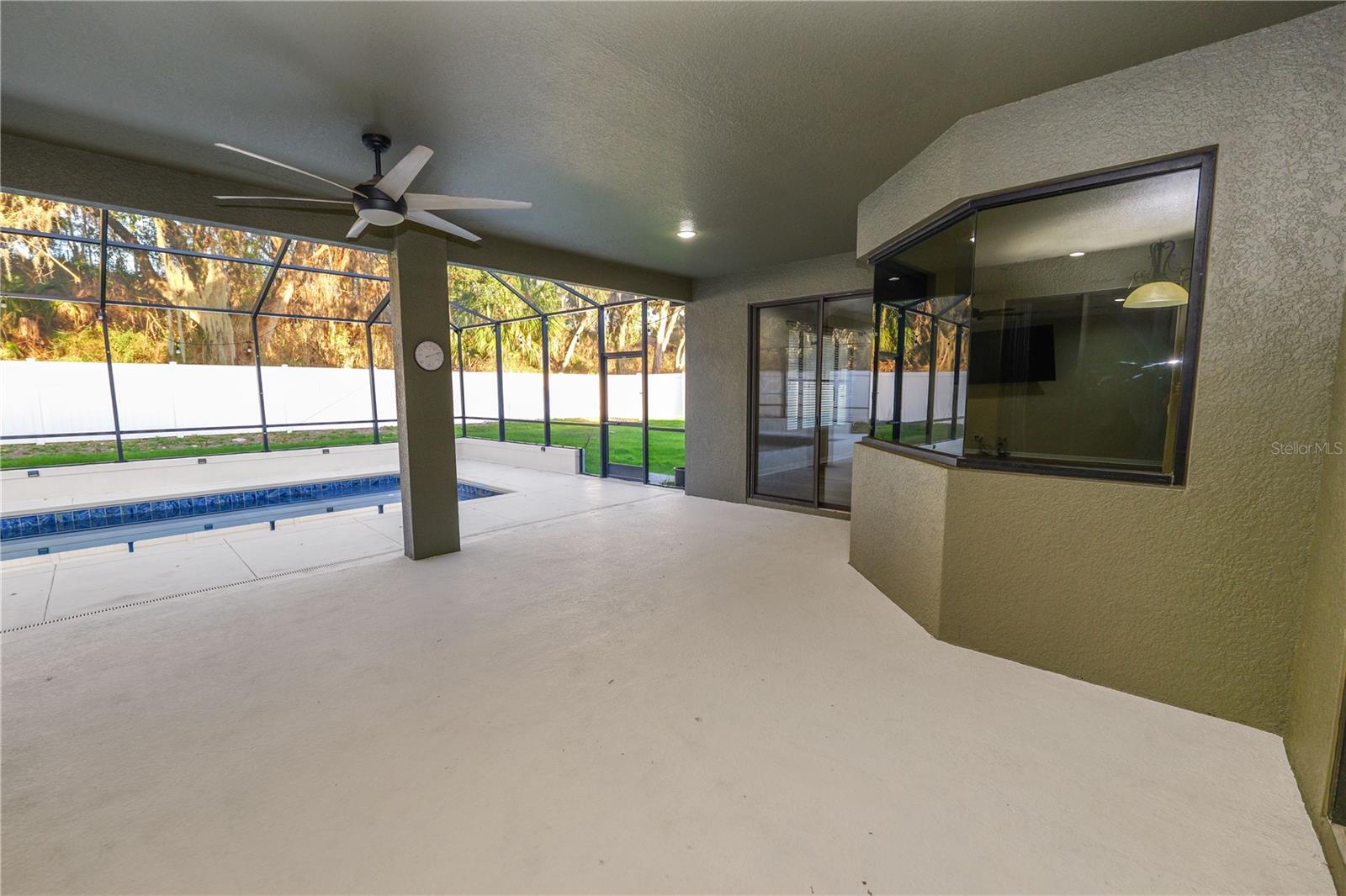 OAK LANDING - Residential