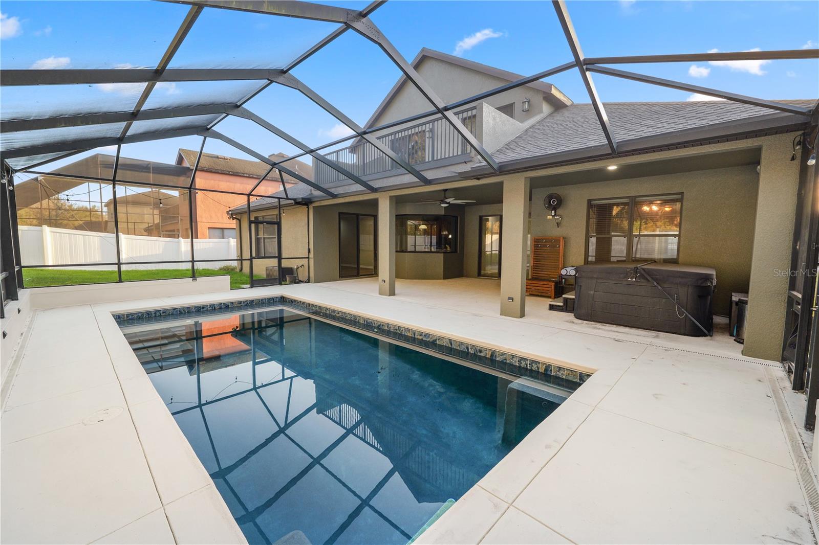 OAK LANDING - Residential