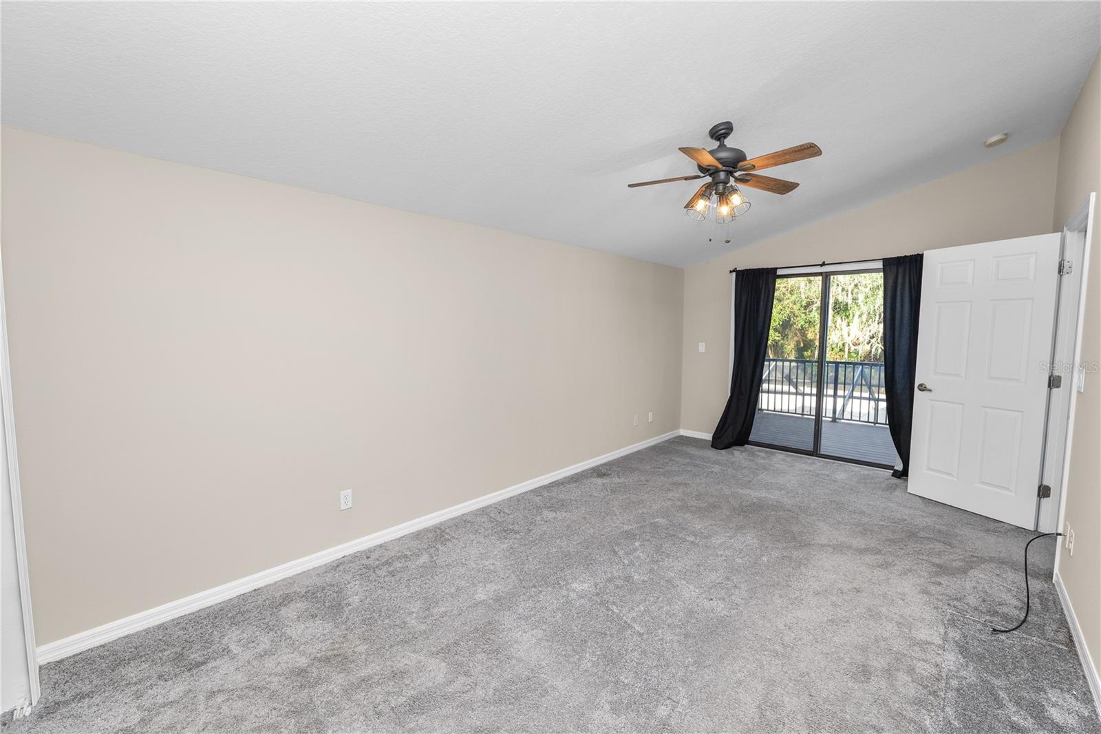 OAK LANDING - Residential