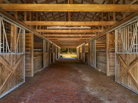 Tiny photo for 4951 SE 216th Avenue, Morriston, FL 32668 (MLS # OM714562)