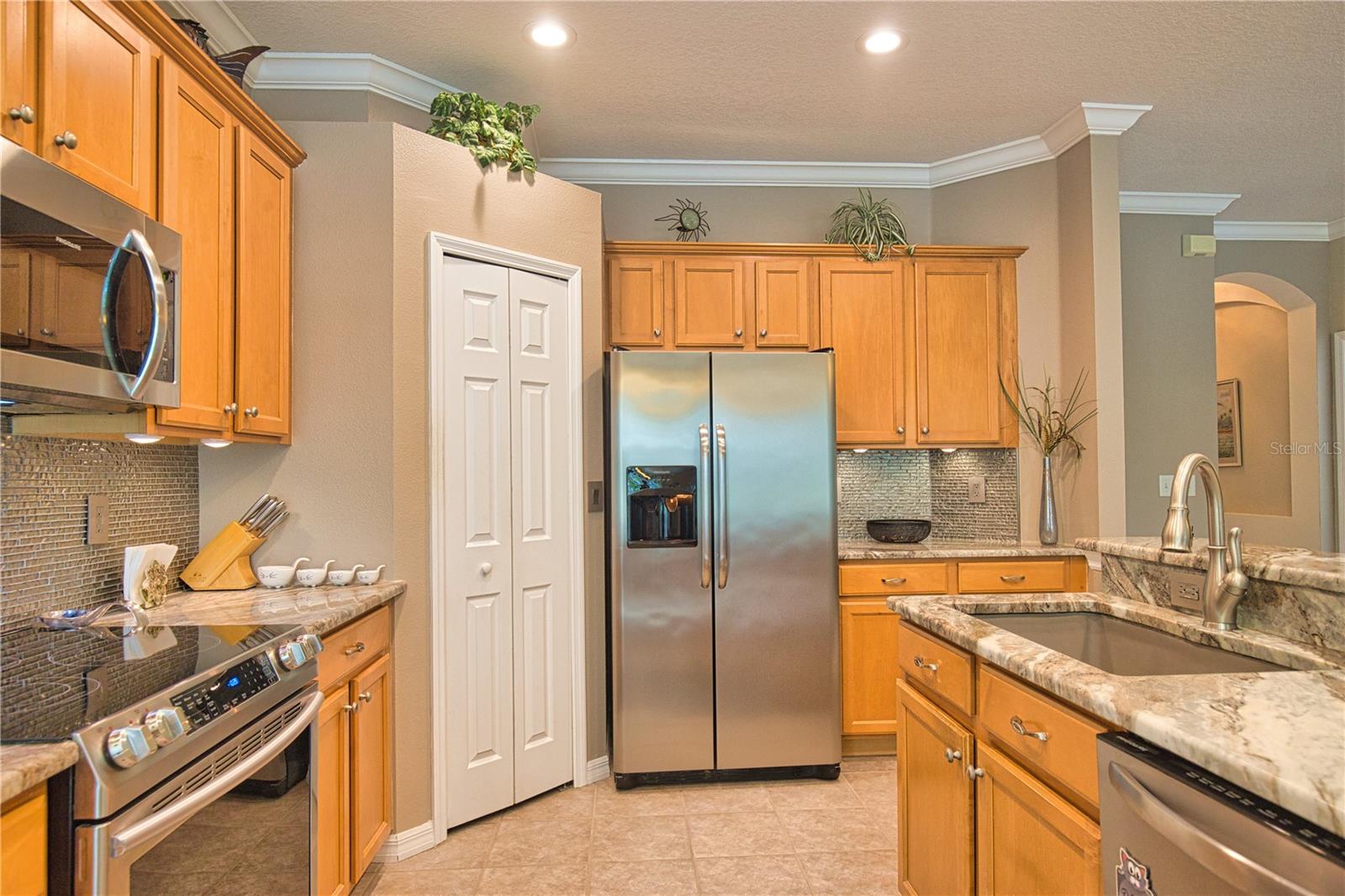 VENTURA VILLAGE - Residential