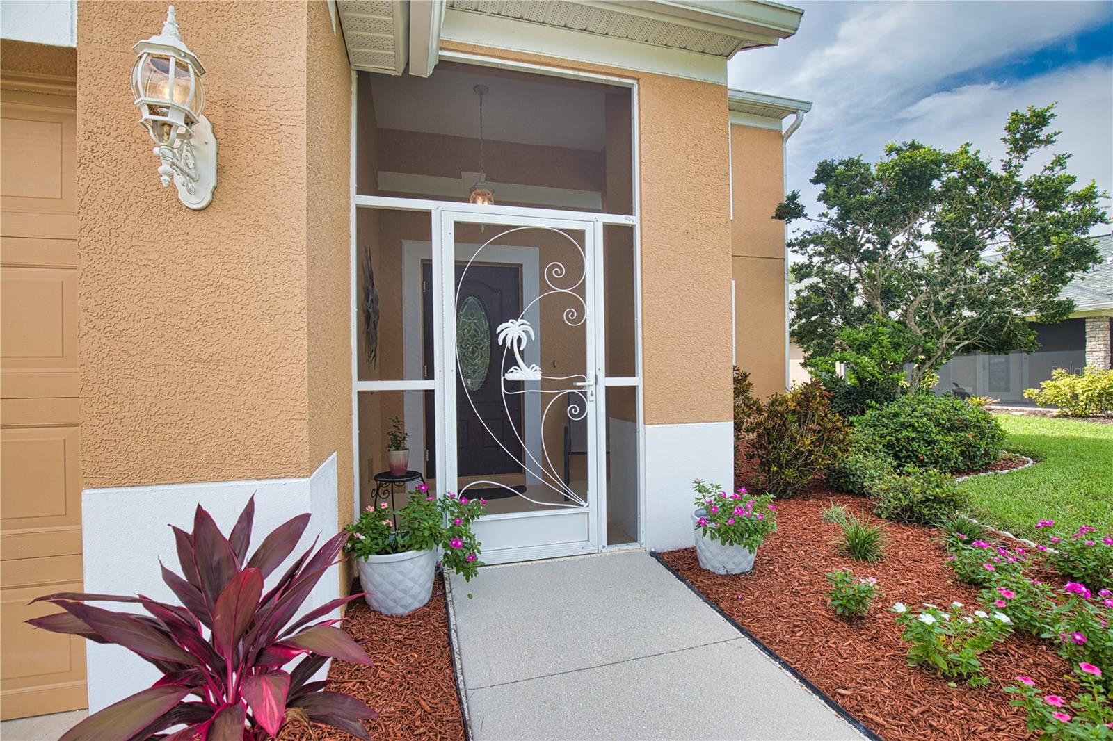 5288 LAYTON DRIVE