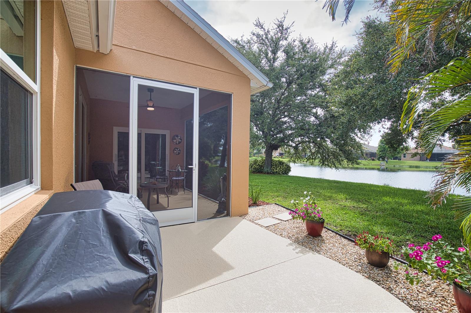 VENTURA VILLAGE - Residential