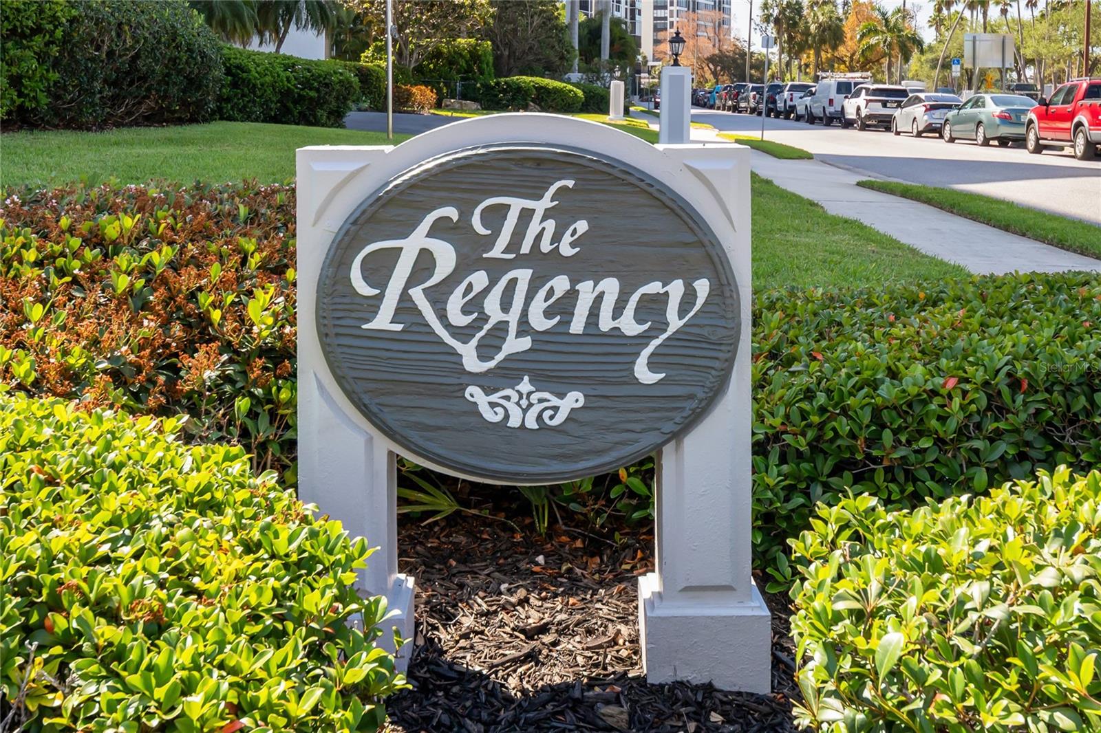 REGENCY HOUSE - Residential