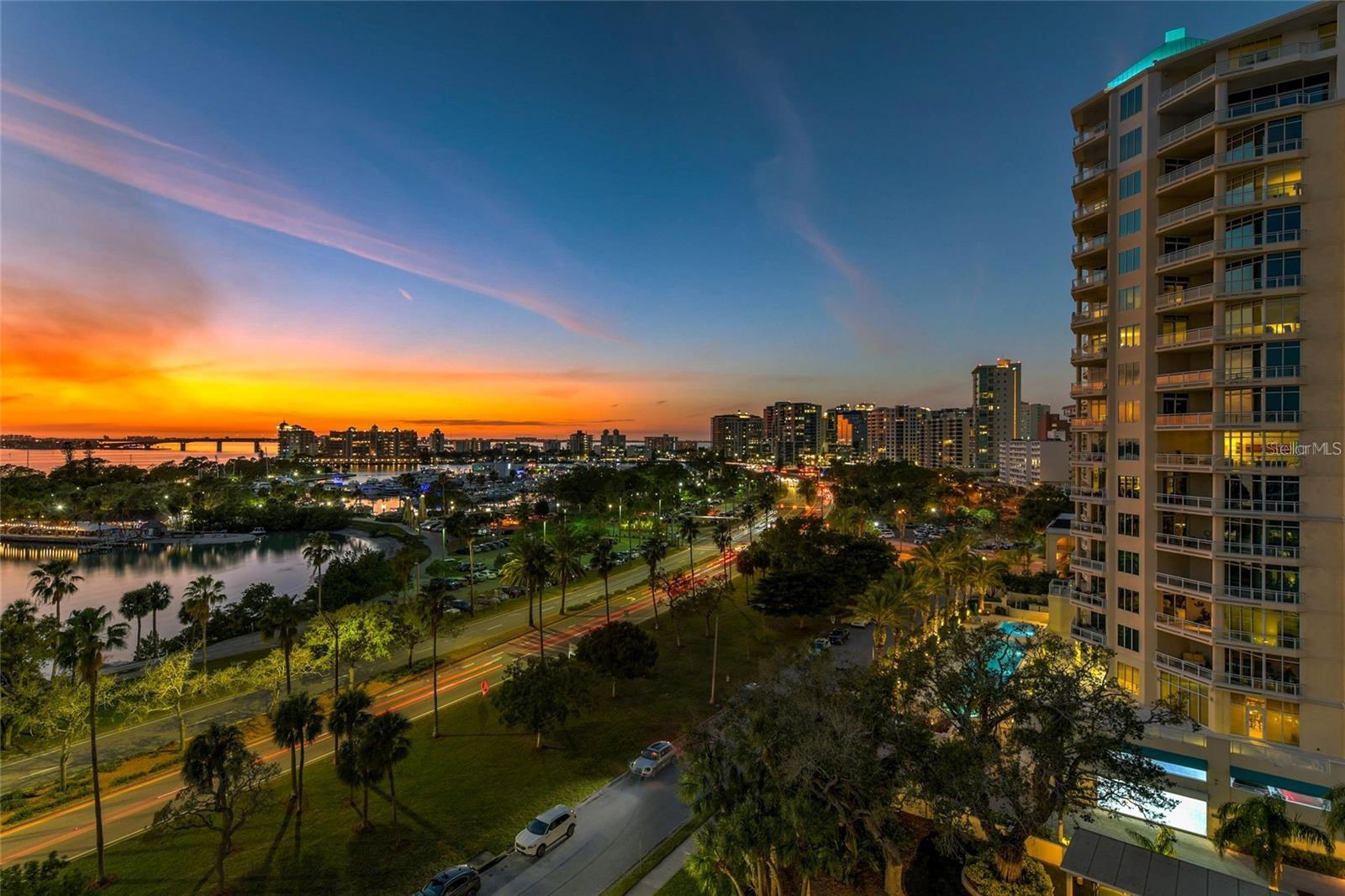 REGENCY HOUSE - Residential