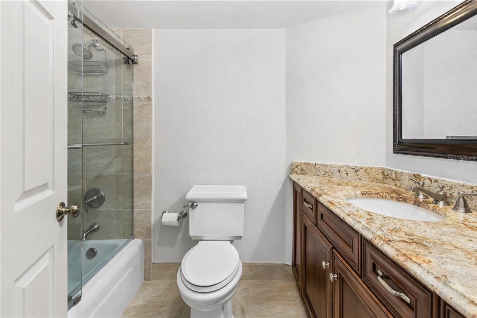 REGENCY HOUSE - Residential