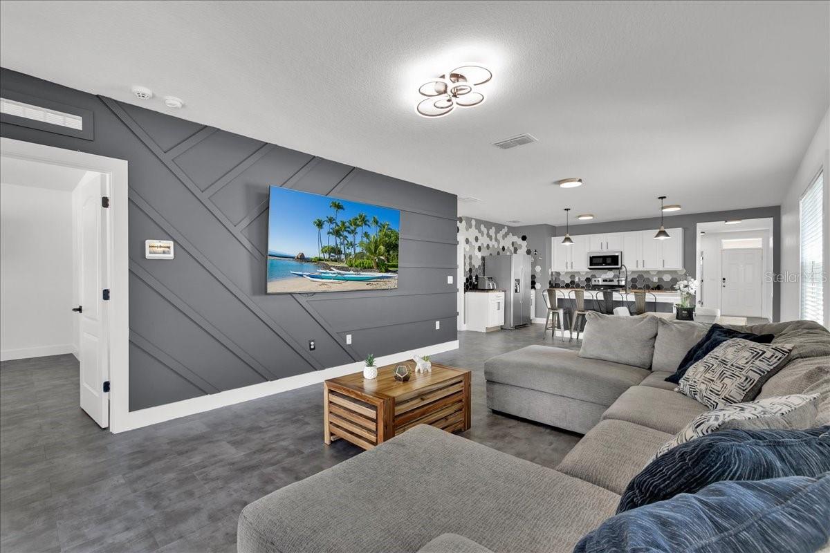 6763 GRACE HAMMOCK ROAD