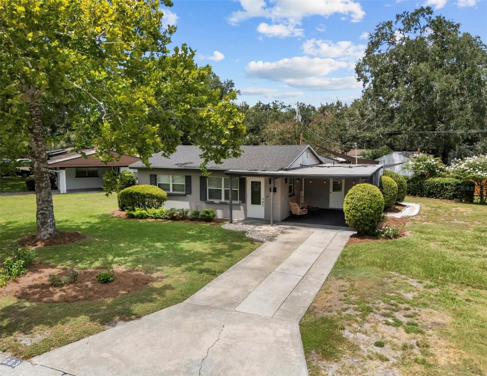 603 HINTON CRESCENT