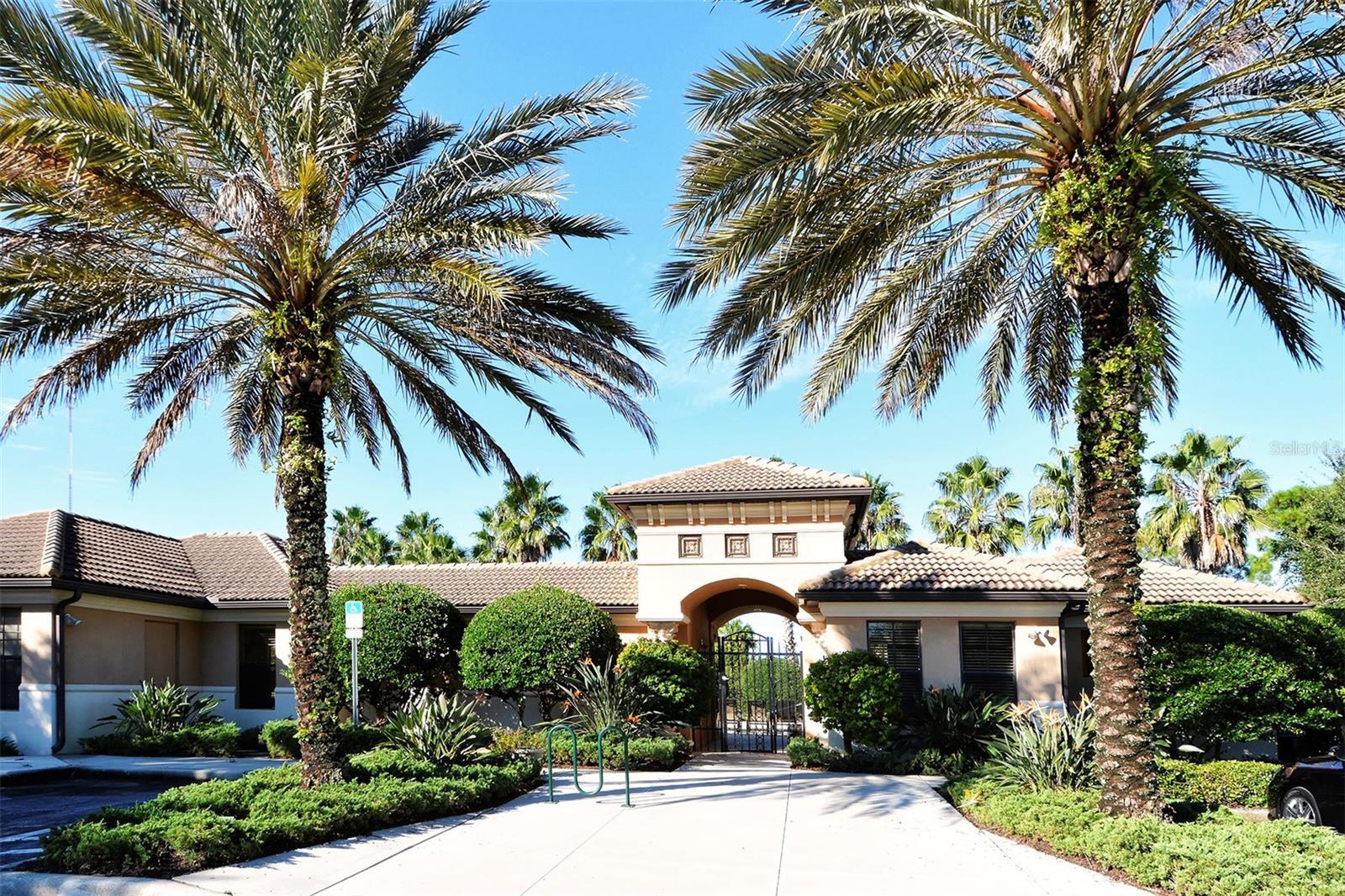 WILLOW CHASE - Residential