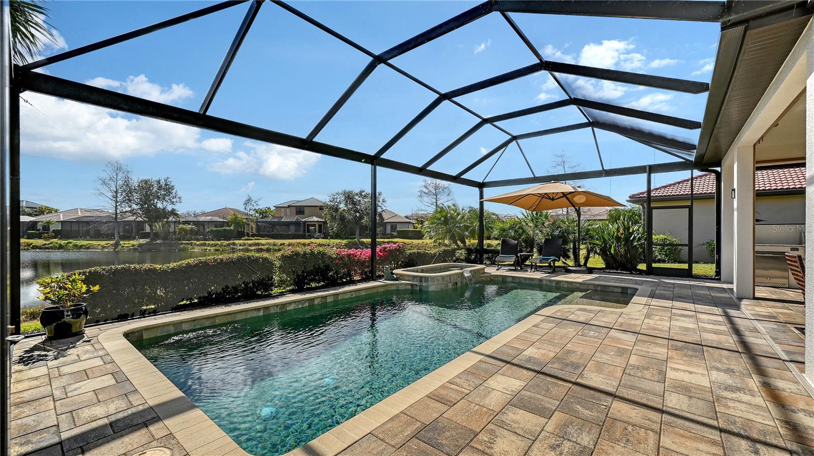 WILLOW CHASE - Residential