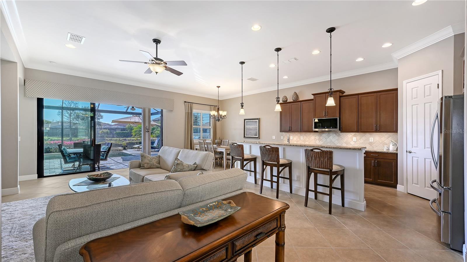 WILLOW CHASE - Residential