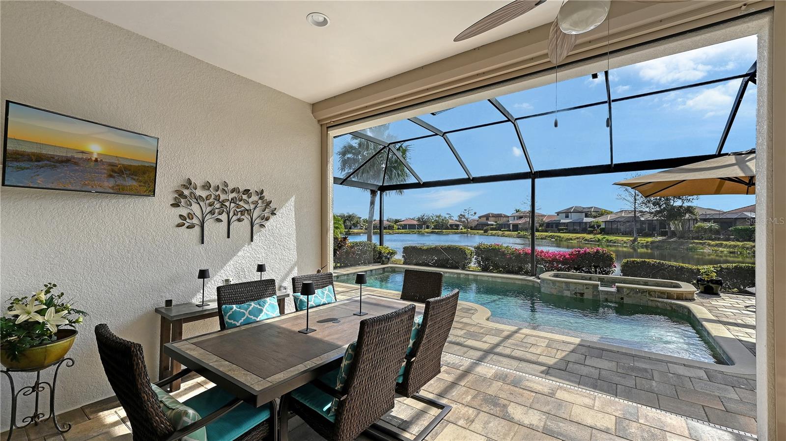 WILLOW CHASE - Residential