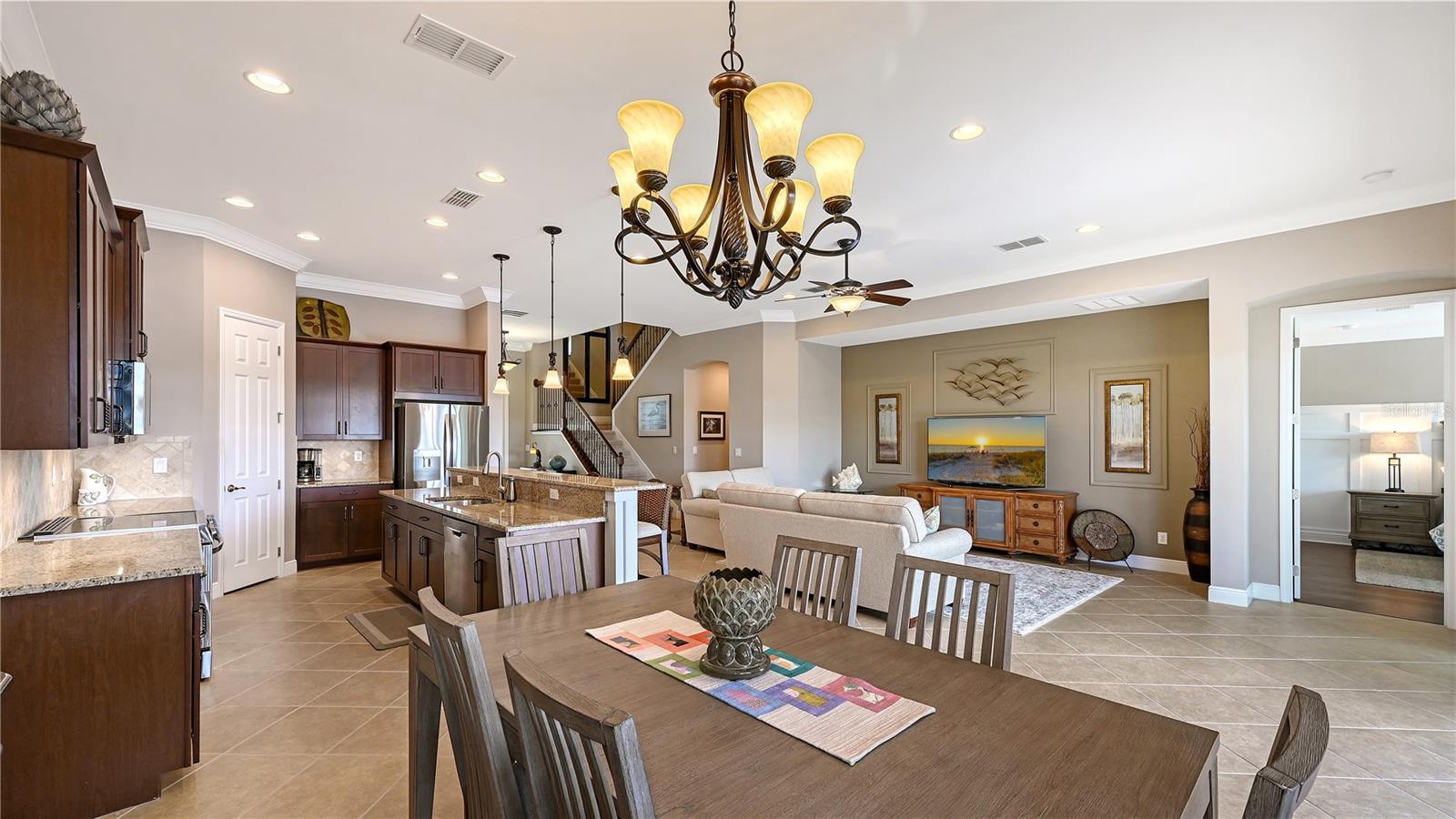 WILLOW CHASE - Residential