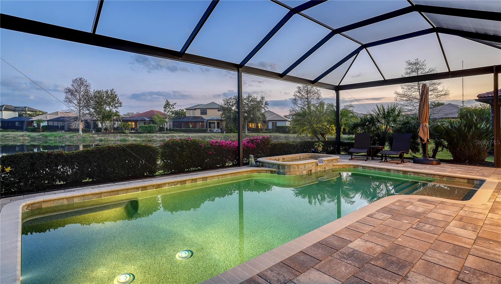 WILLOW CHASE - Residential