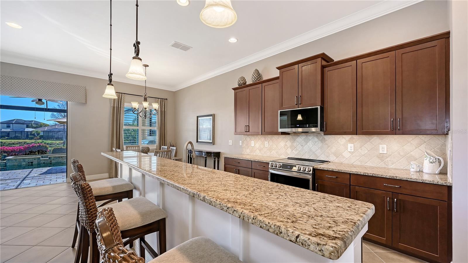 WILLOW CHASE - Residential