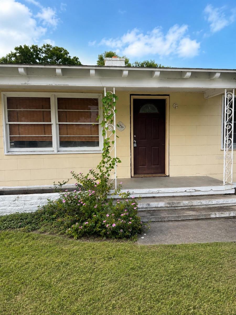 1370 ADMIRAL WOODSON LANE