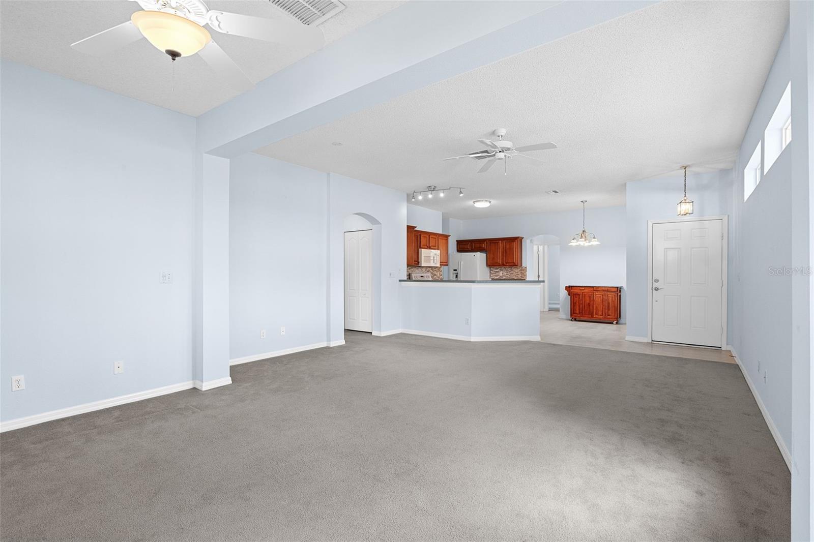 ACADIA II CONDOMINUM - Residential