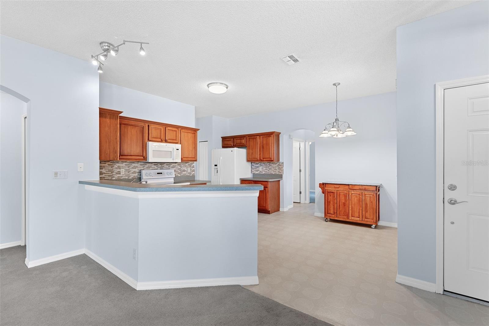 ACADIA II CONDOMINUM - Residential