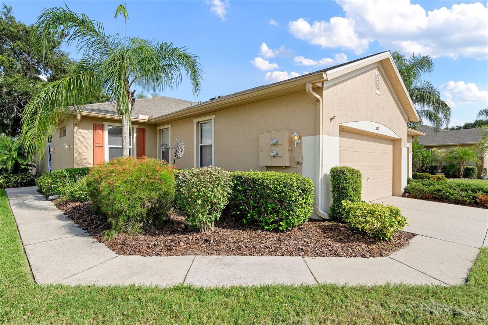 ACADIA II CONDOMINUM - Residential