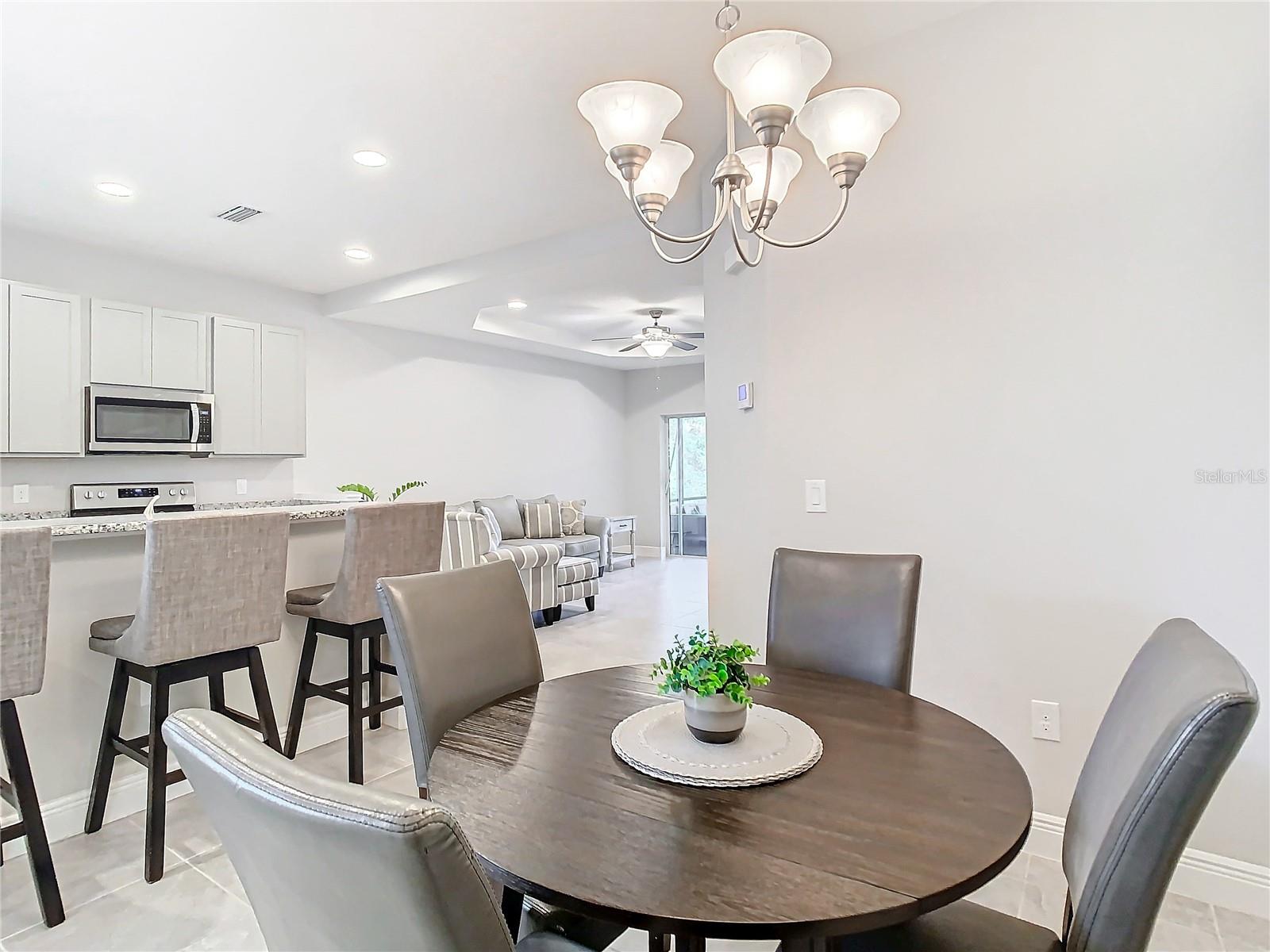 8512 MAGNIFICENT LANE