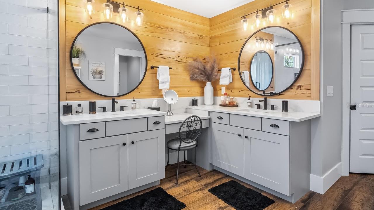 ACREAGE & UNREC - Residential