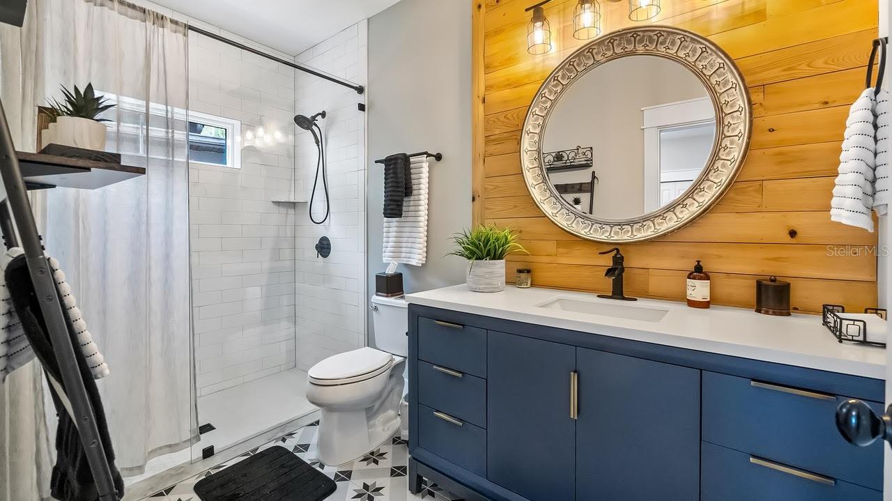 ACREAGE & UNREC - Residential