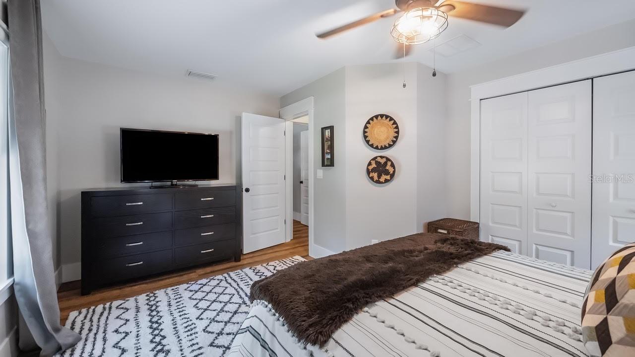 ACREAGE & UNREC - Residential