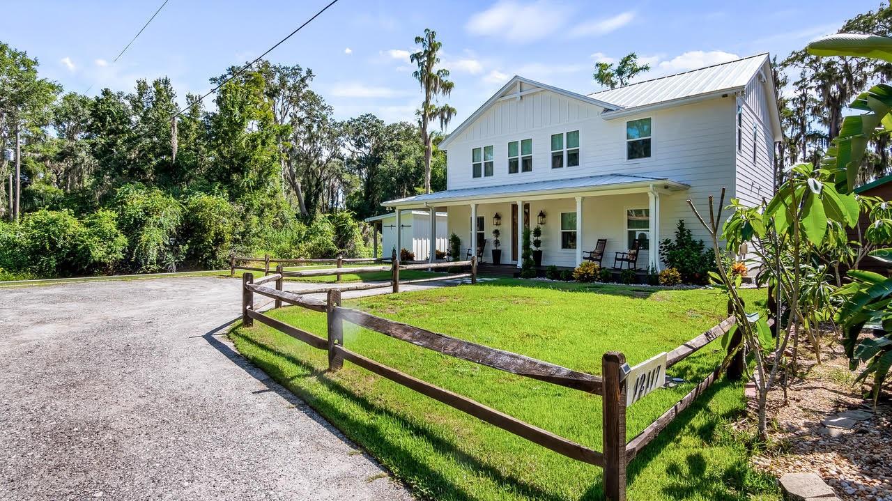 12117 CYPRESS LANE