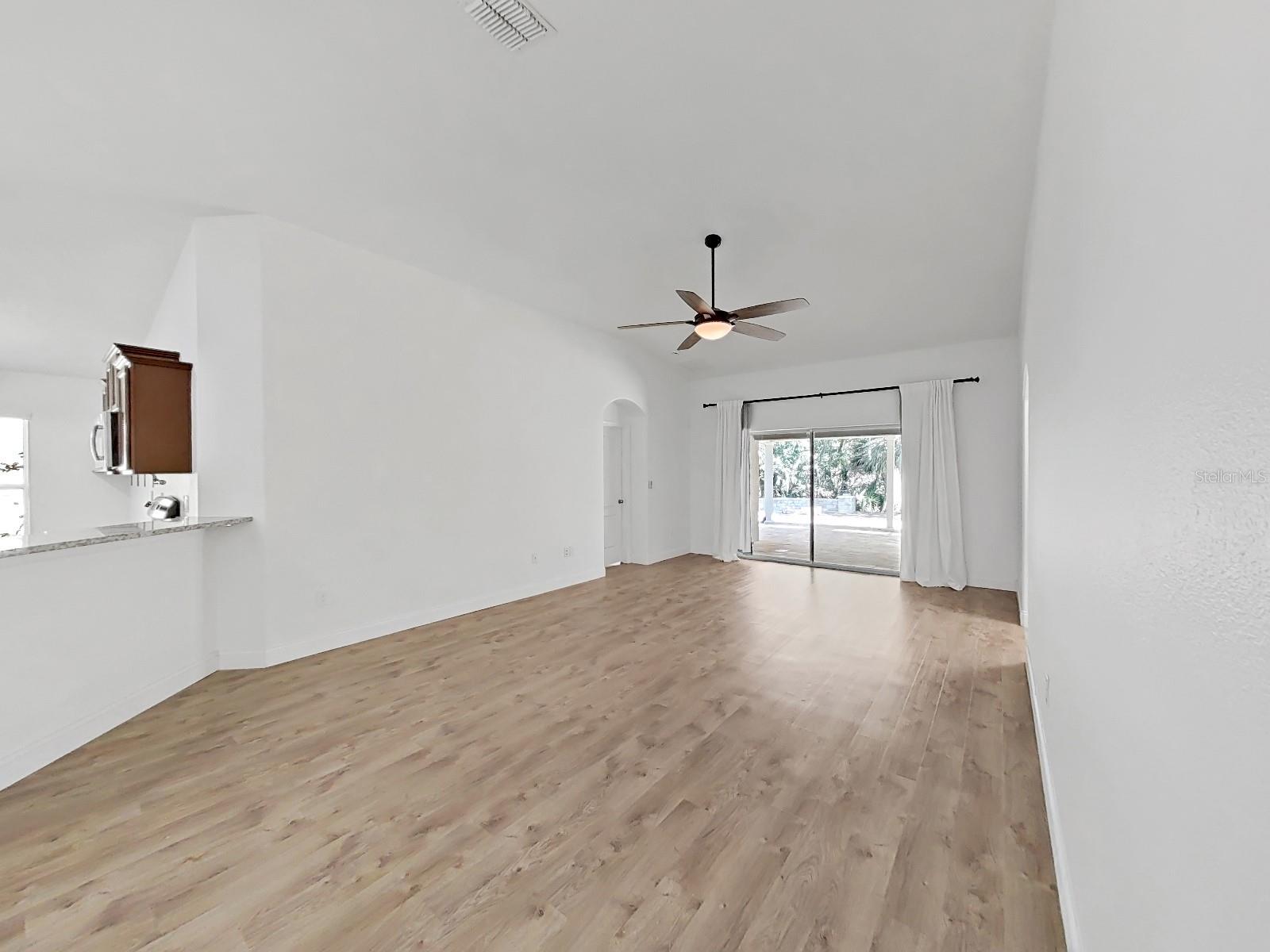 2405 DAKOTA ROCK DRIVE