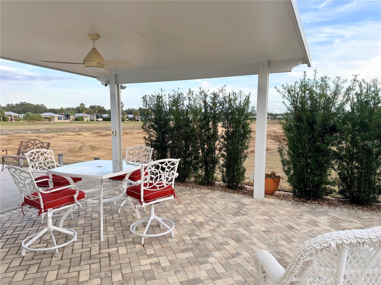 FLORIDA GRANDE MOTOR COACH RESIDENCE - Land