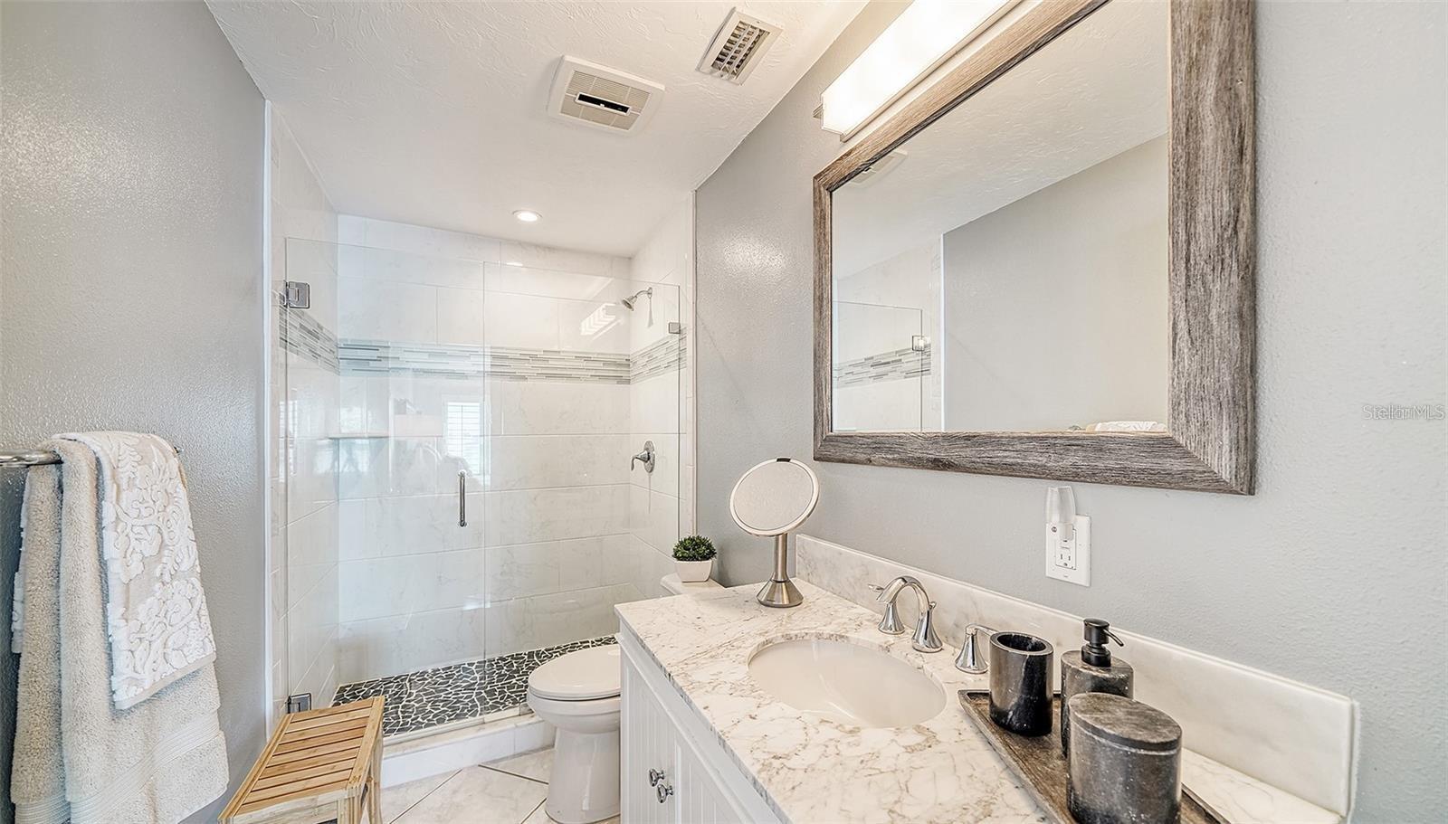 SUNRISE COVE SEC 2 - Residential Lease