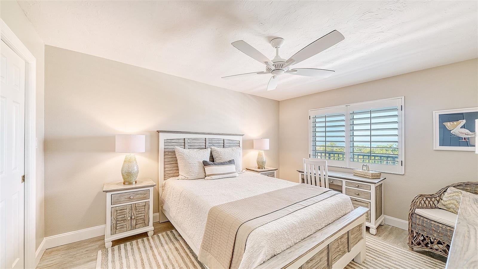 SUNRISE COVE SEC 2 - Residential Lease