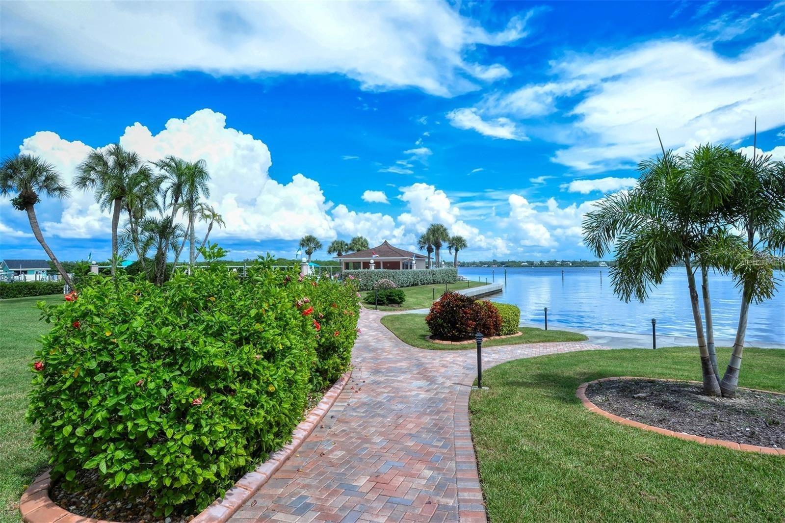 SUNRISE COVE SEC 2 - Residential Lease