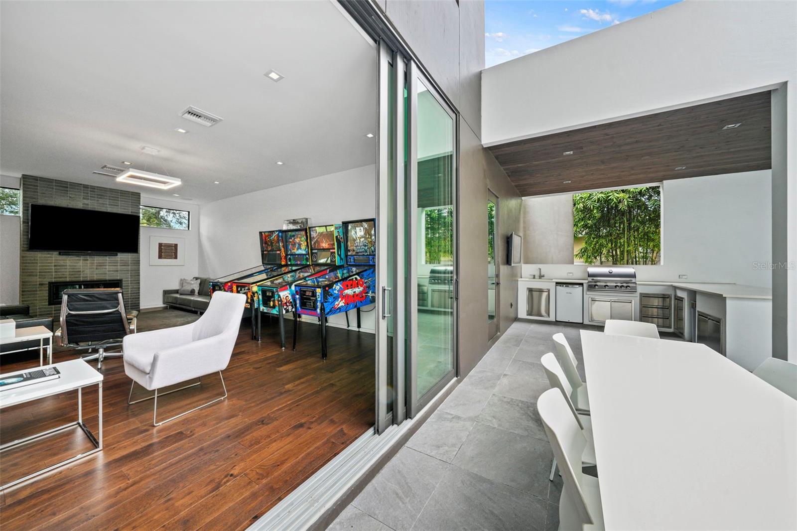 BEL MAR REV UNIT 9 REVI - Residential