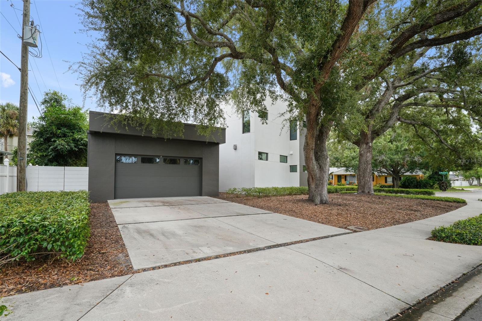 BEL MAR REV UNIT 9 REVI - Residential