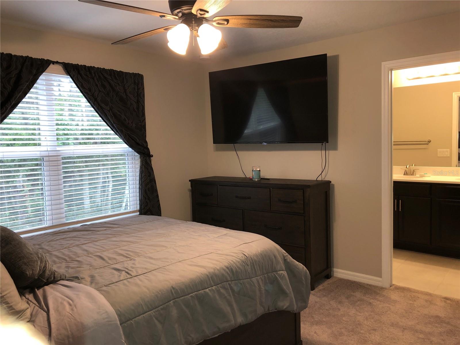 ARTISAN LAKES PRCL J PH I & II - Residential Lease