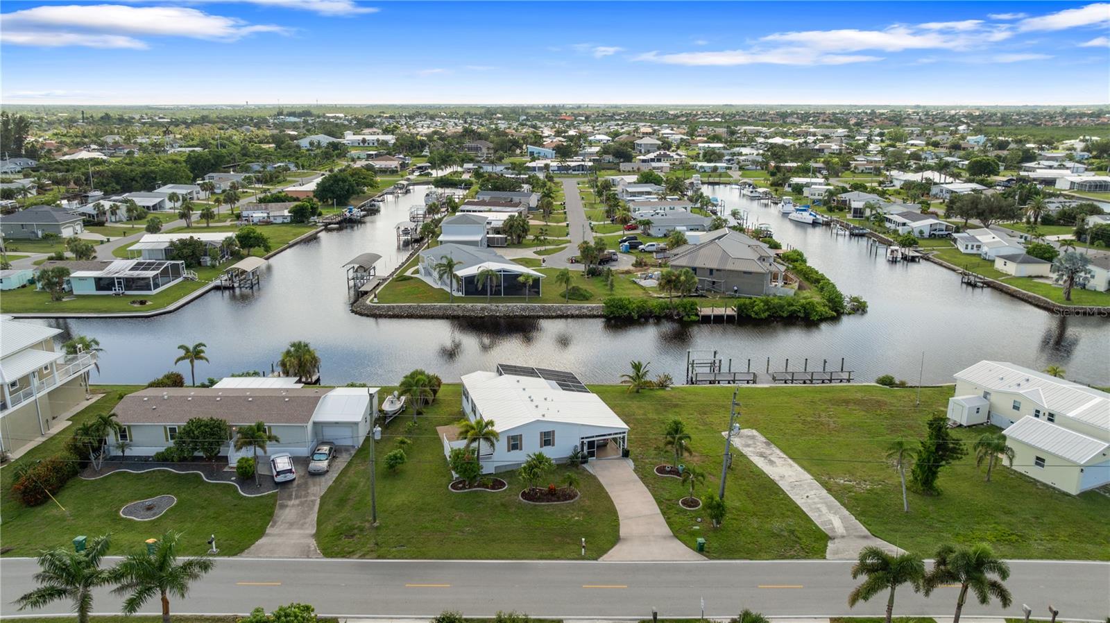 CHARLOTTE PARK SEC 03 - Residential