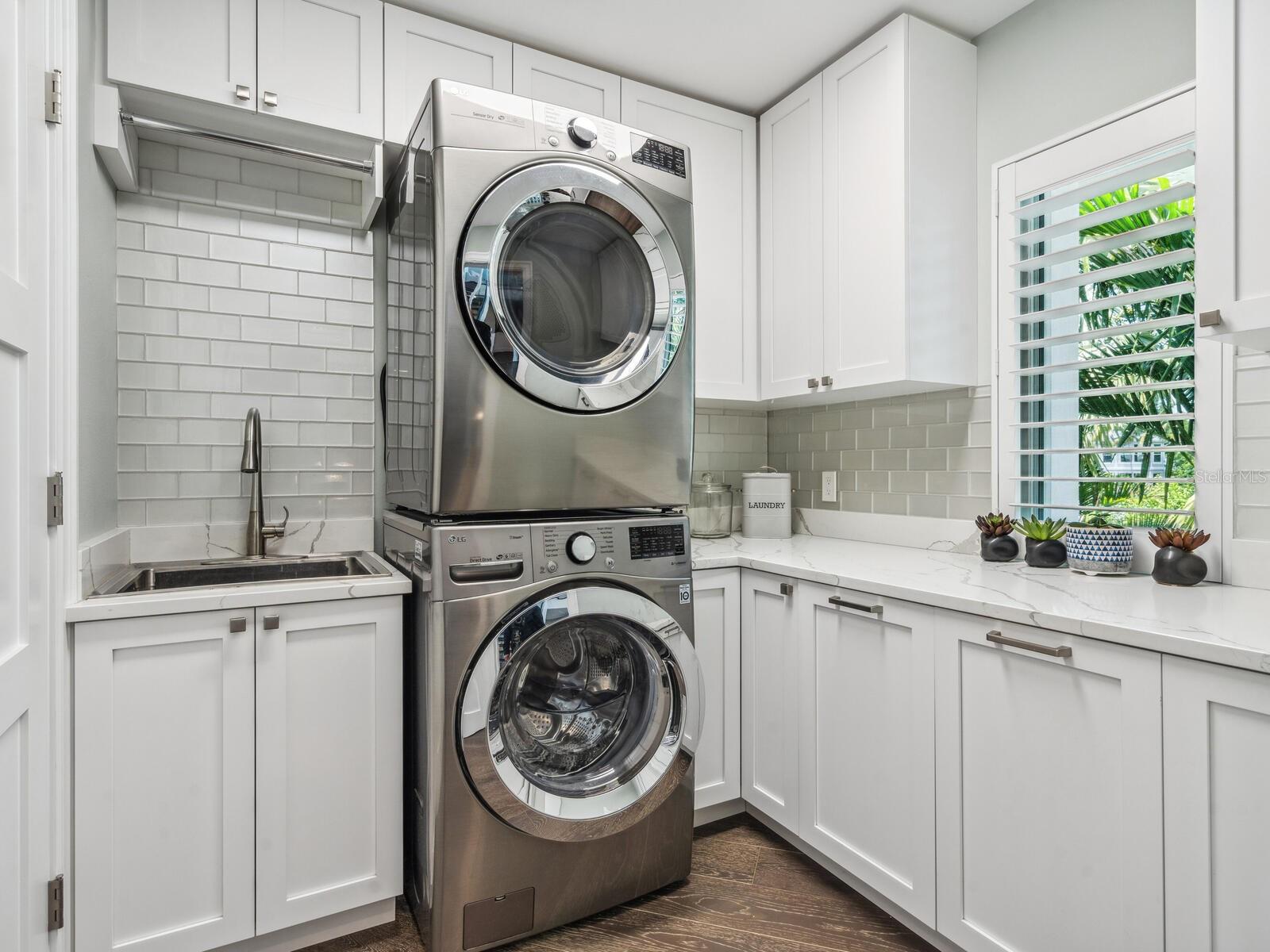 RIEGELS LANDING - Residential