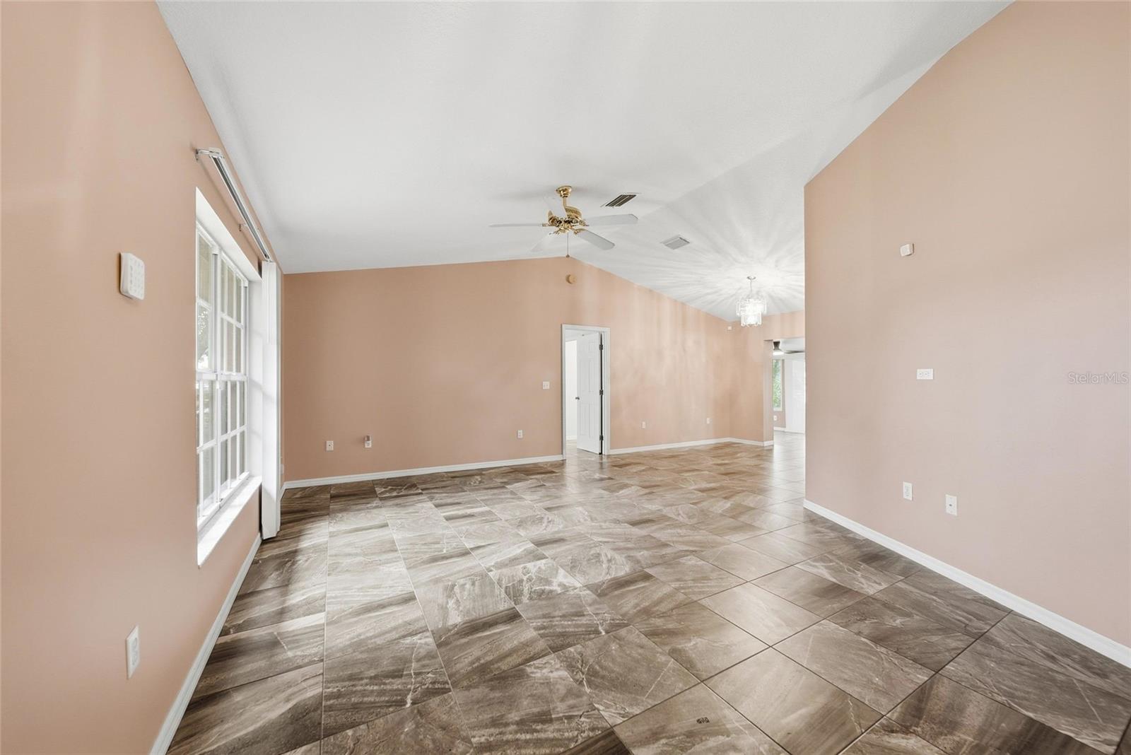 CITY ZEPHYRHILLS - Residential