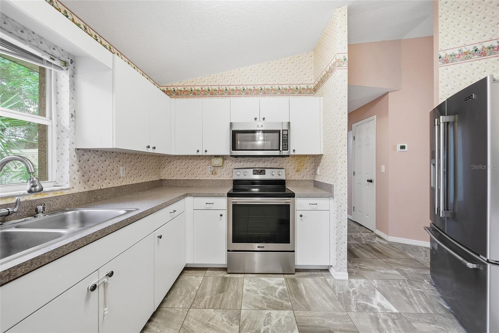 CITY ZEPHYRHILLS - Residential