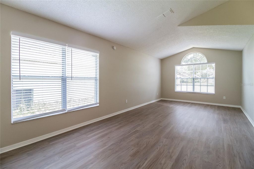 Photo of 2826 Delcrest Ct, Orlando, FL 32817 (MLS # O6369522)