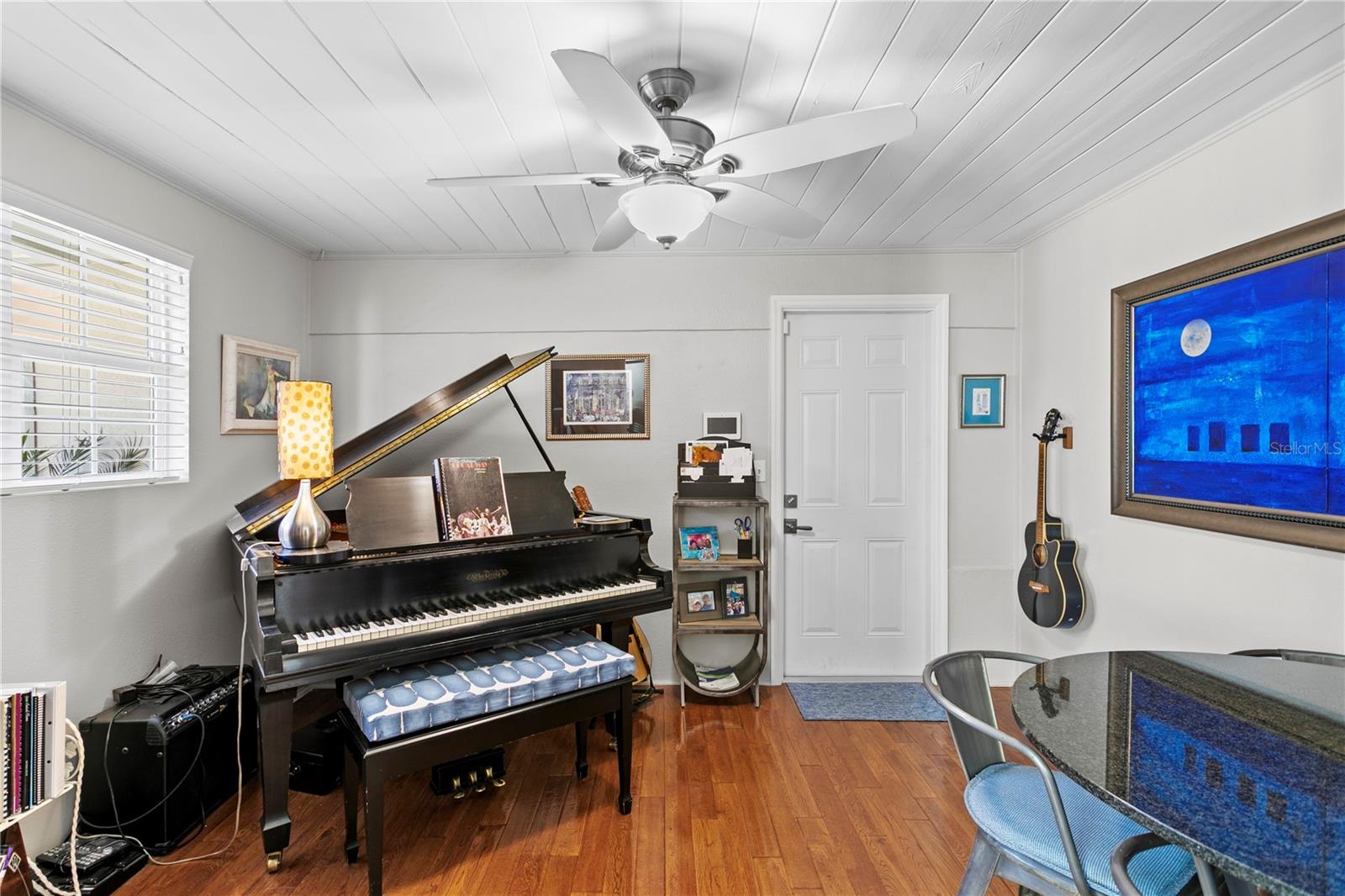 MARYLAND MANOR - Residential