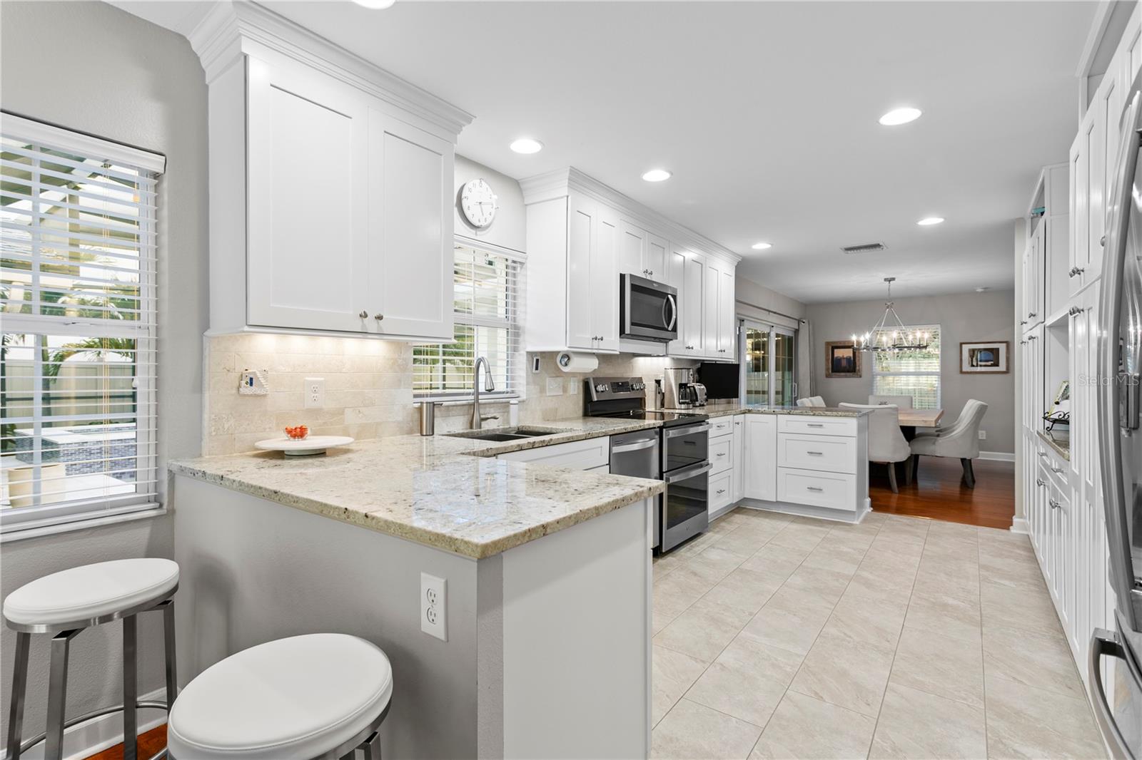 MARYLAND MANOR - Residential