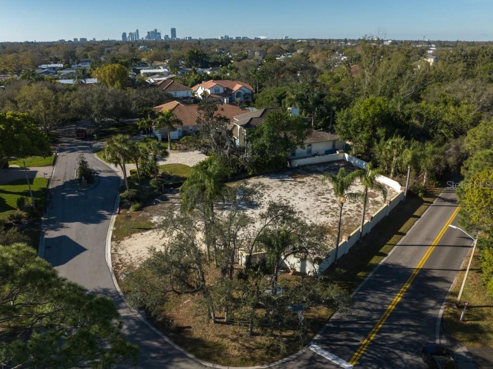 PLACIDO BAYOU - Land